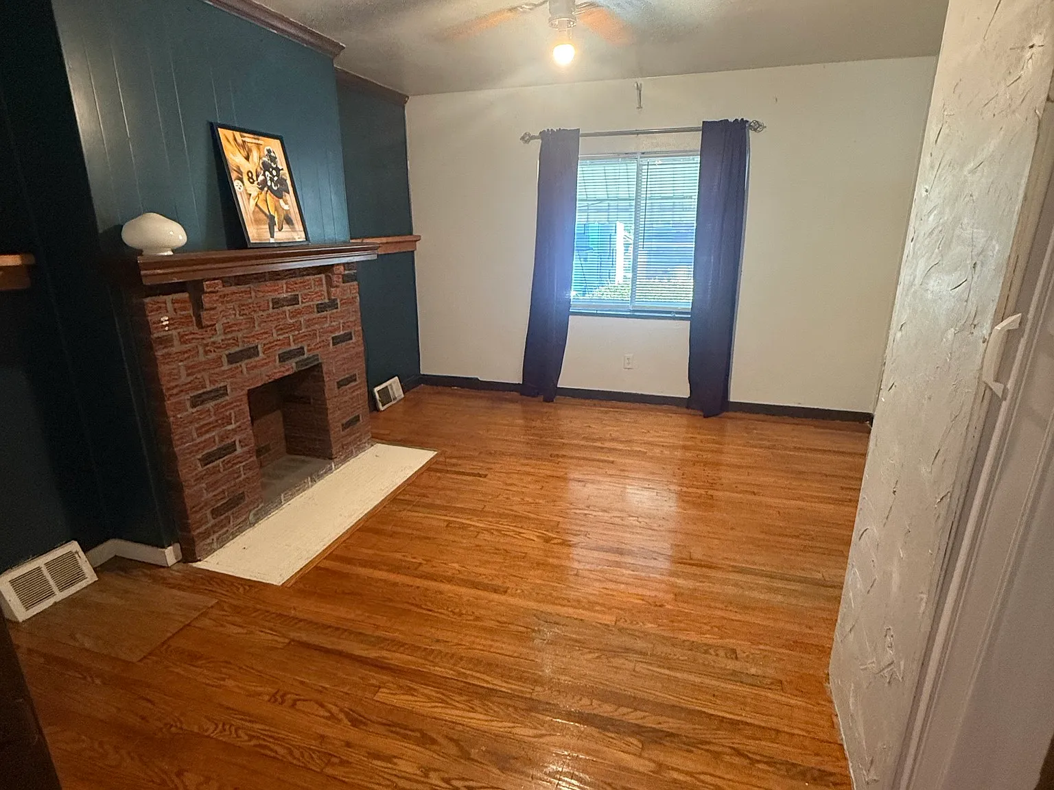1 bed, 800 sqft, $1,095 — Photo 3