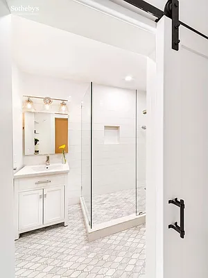 Sold by Sotheby's International Realty | media 18