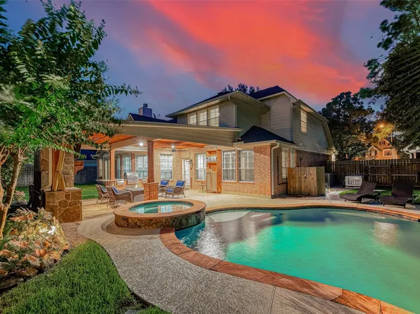 11822 Rue Beaujon Ct, Tomball, TX 77377