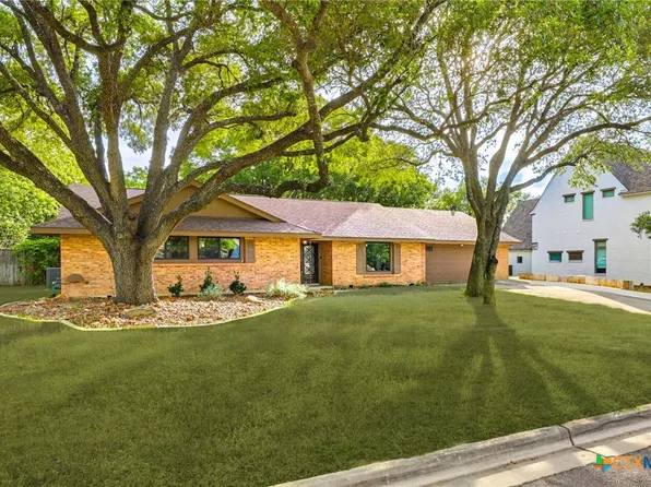 1233 Rapids Rd, New Braunfels, TX 78130