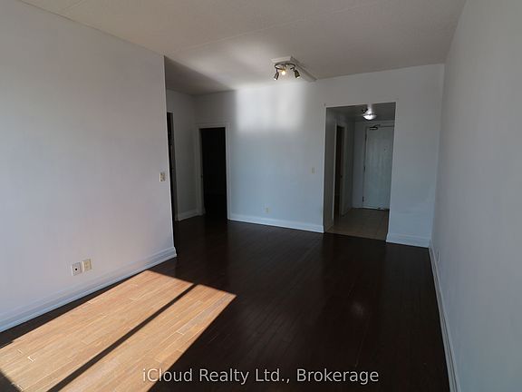 3rd image of 2737 Keele St #910