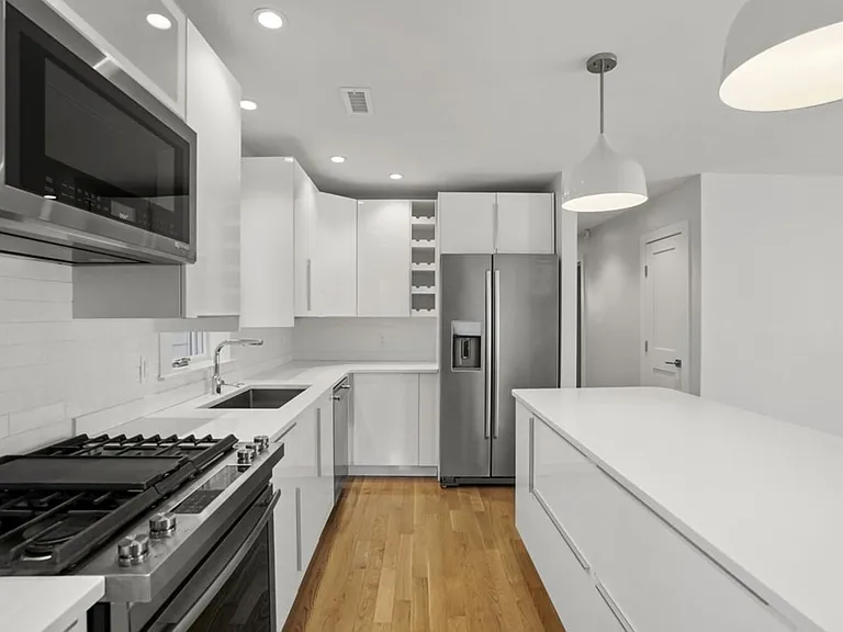 14 Hardwick St #1 — Photo 7