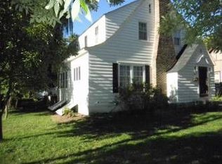 224 George St, Excelsior, MN 55331