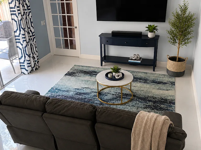 1700 Embassy Dr — Photo 2