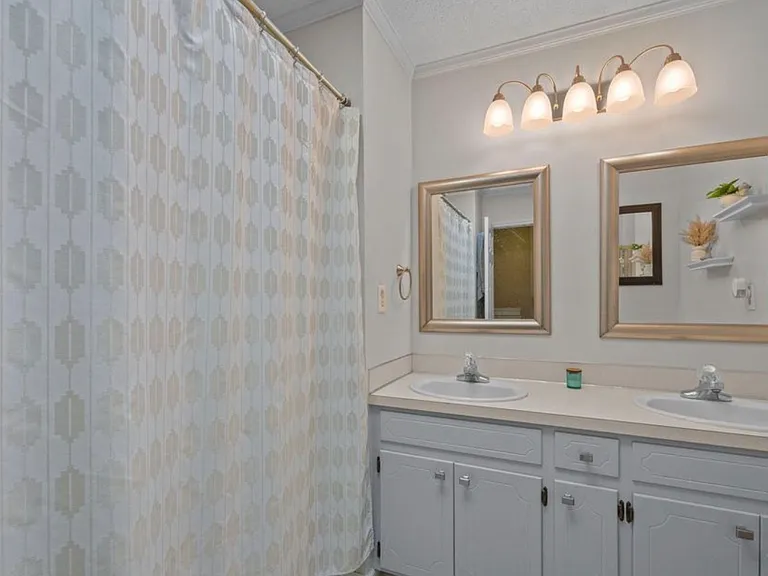 3917 Sterling Pointe Dr #KK1 — Photo 9