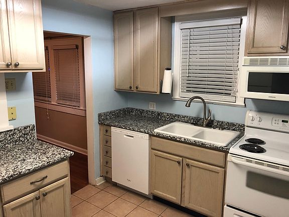 5th image of 5327 Guilford Ave