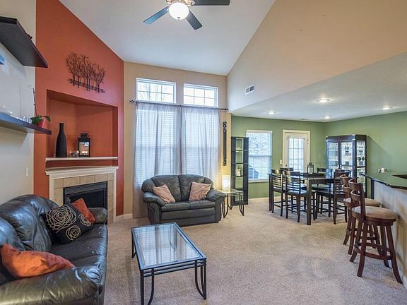 4th image of 5025 Calais Dr
