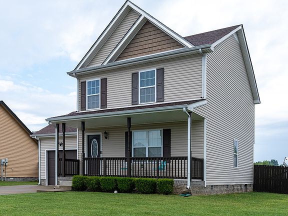 4th image of 532 Falkland Cir