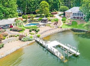 176 Ballycastle Rd, Mooresville, NC 28117