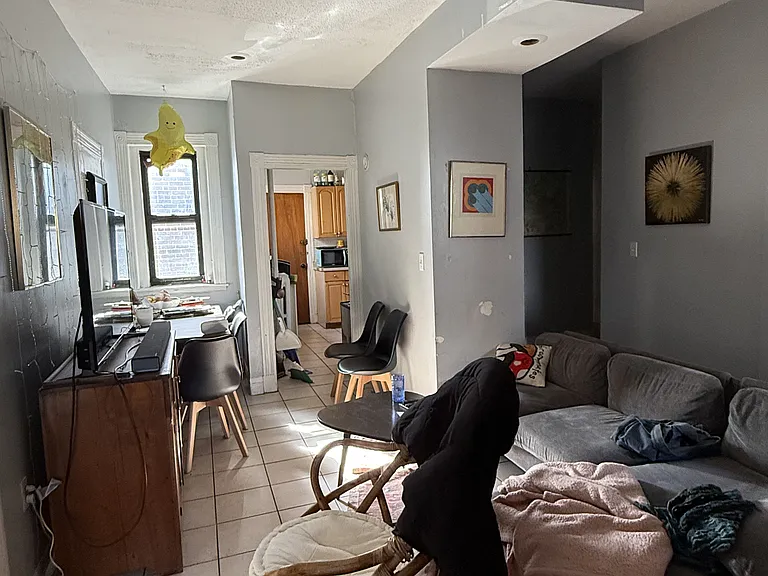 18 Glenville Ave #2 — Photo 12