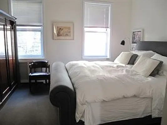 Rented by Douglas Elliman | media 33