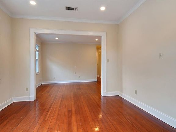 3rd image of 36 Fontainebleau Dr #1A