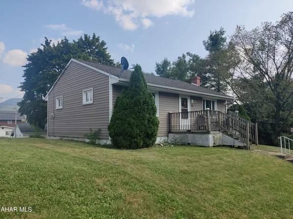 401 E Crawford Ave, Altoona, PA 16602