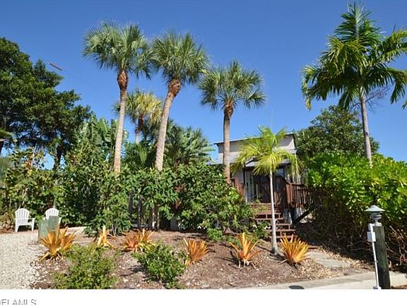 5th image of 2391 Banana St
