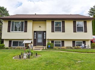 930 Wampler Ln, Westminster, MD 21158
