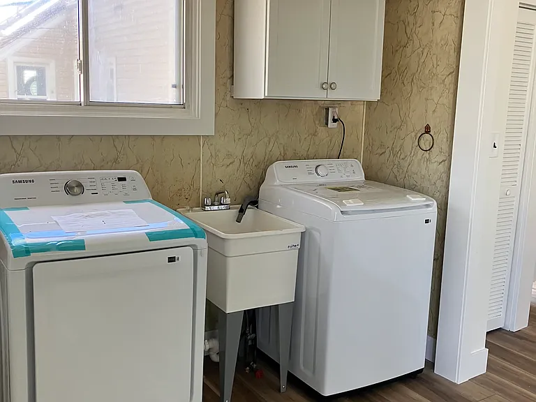 New washer & dryer ,1st floor