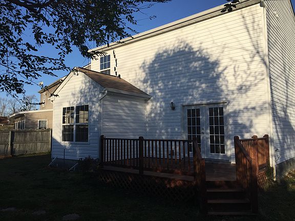 4th image of 210 Bruton Dr