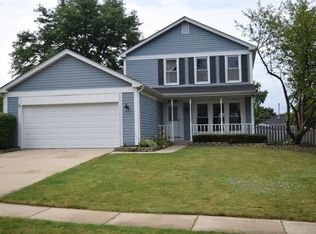 1818 Fairhaven Ln, Schaumburg, IL 60194