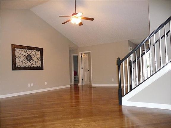 5th image of 136 Sundance Way
