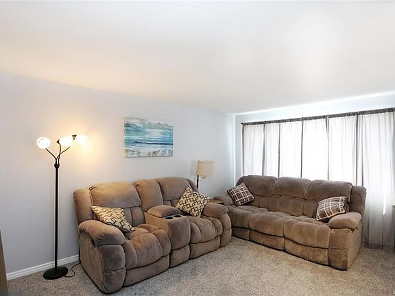 5th image of 637 66th St