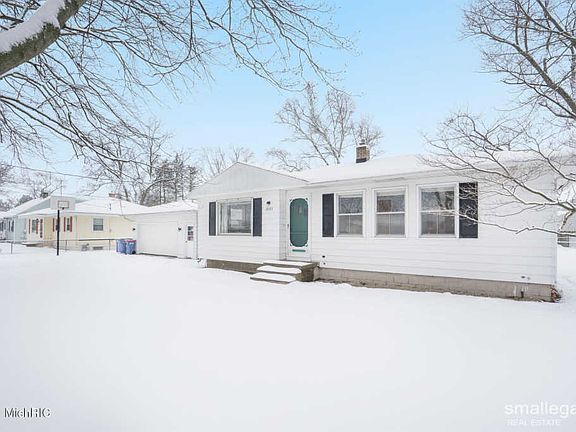 2nd image of 3065 Rickman Ave NE