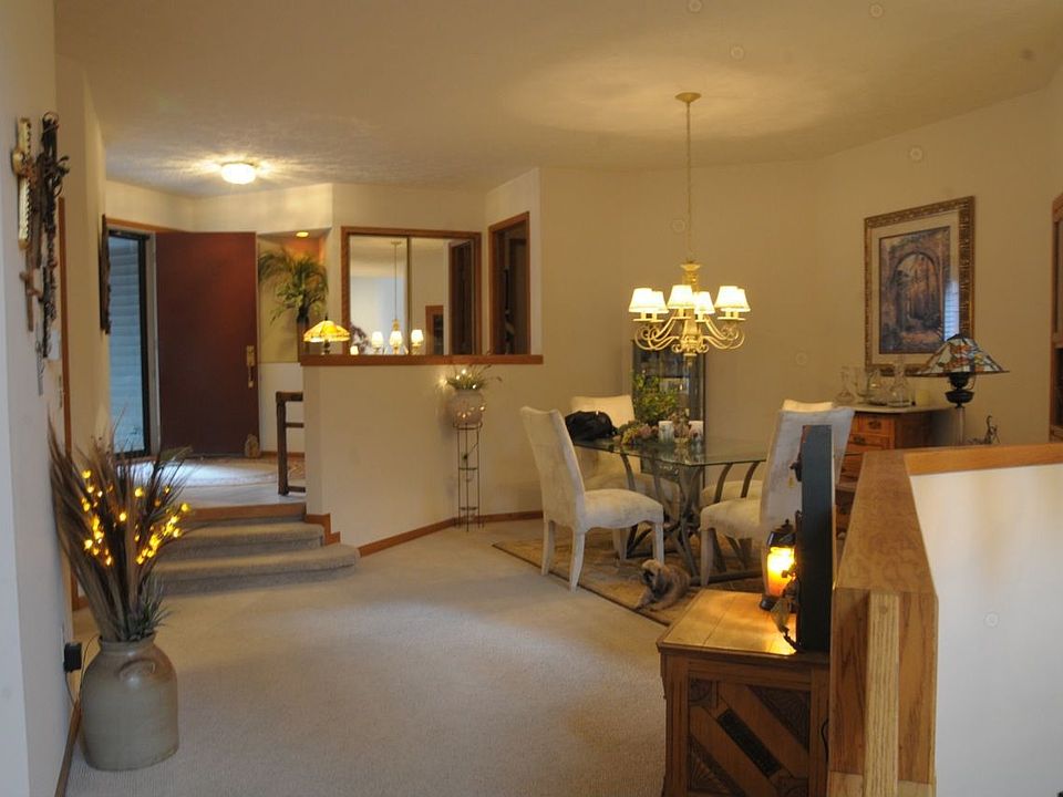 1st image of 45 Forest Cove Dr