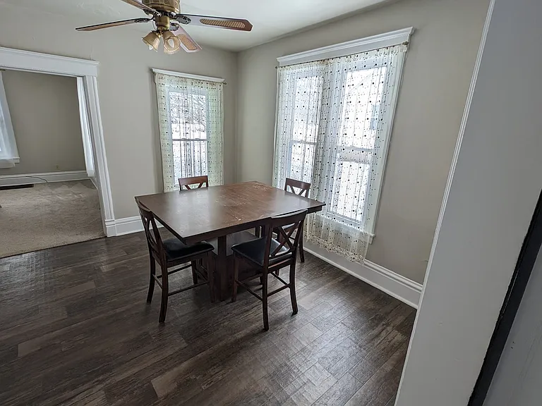 1624 S Highland Ave — Photo 14