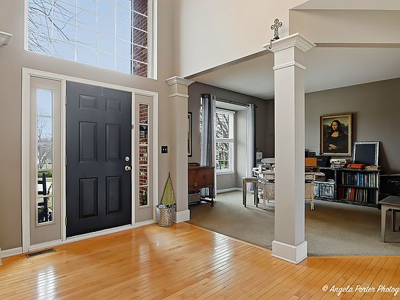 2nd image of 491 Saratoga Cir
