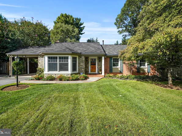 605 Hawkesbury Ter, Silver Spring, MD 20904