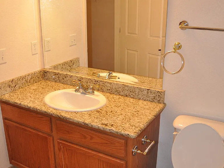 4600 E Moody Blvd #4H — Photo 12