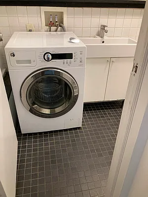 Rented by Dwell Residential Inc | media 25