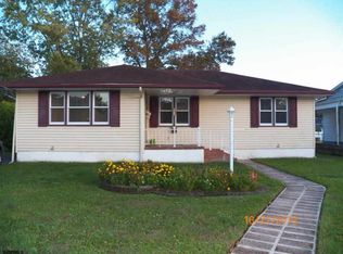 434 Pratt St, Hammonton, NJ 08037