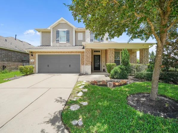 249 Castlegate Ln, Houston, TX 77065