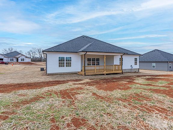 5th image of 1170 Gardenia Dr #9