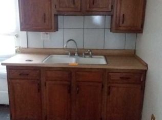 3015 Maplecrest Ave, Parma, OH 44134