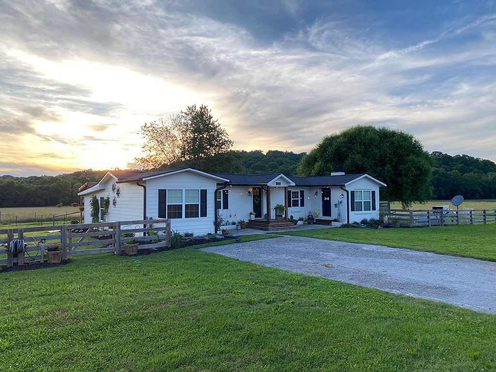 3521 Springplace Rd - Property Image