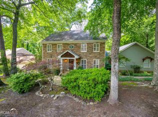 8230 Overview Ct, Roswell, GA 30076