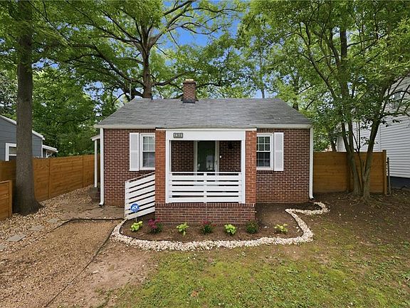 3rd image of 1475 Elizabeth Ln