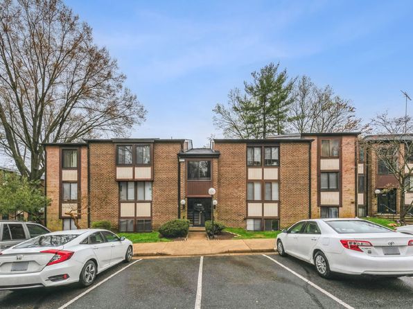 9715 Kings Crown Ct APT 2