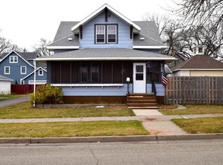 325 3rd Ave NW, Valley City, ND 58072