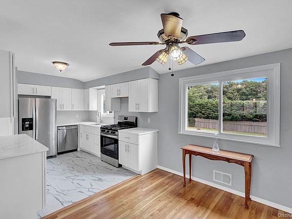 4th image of 727 Peter Paul Drive