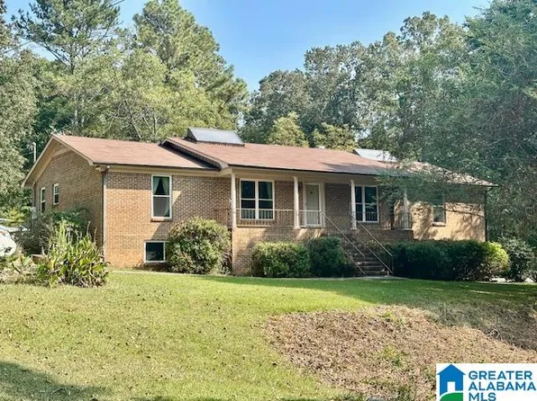 1512 Rainbow Ln, Warrior, AL 35180