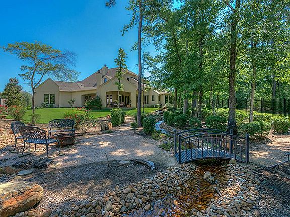3rd image of 54 Pinebrook Ct