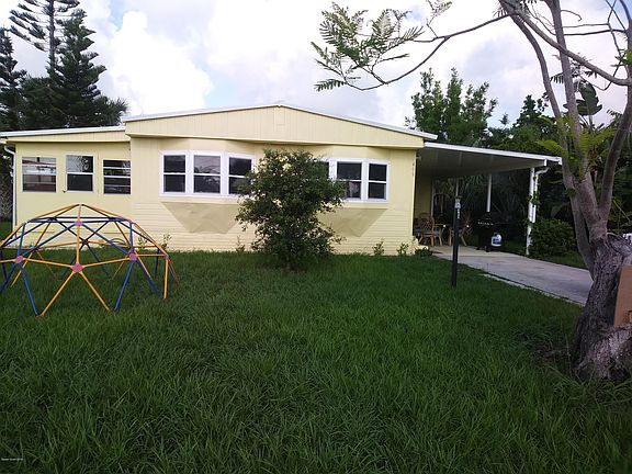 2nd image of 409 Plover Dr