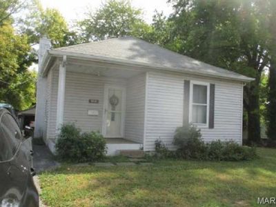 9846 Lilac Dr, Saint Louis, MO, 63137