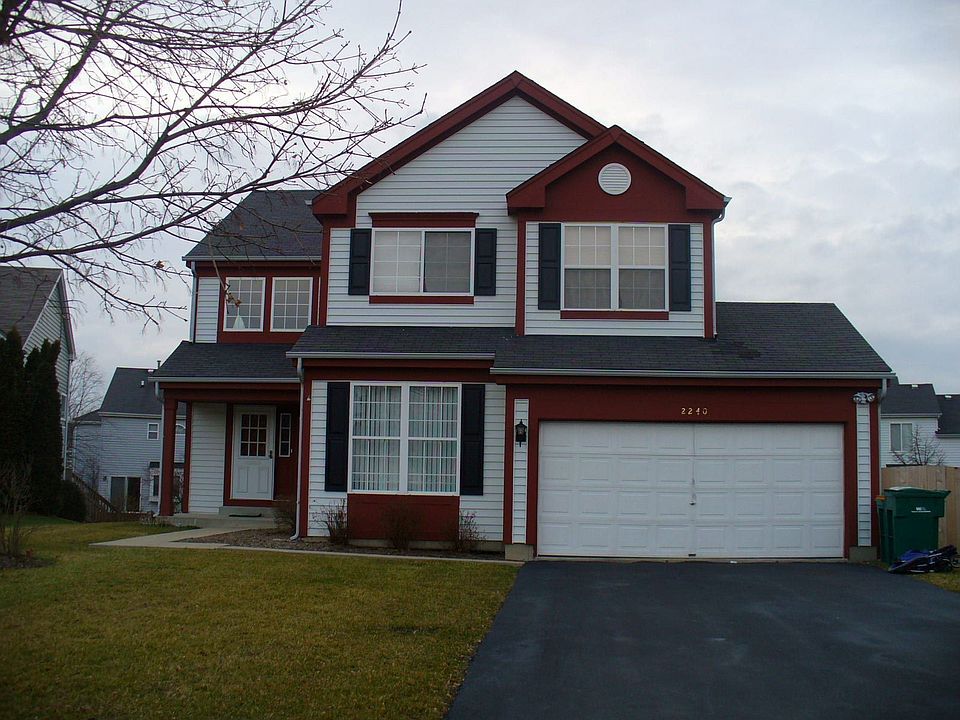 1st image of 2240 N Old Pond Ct