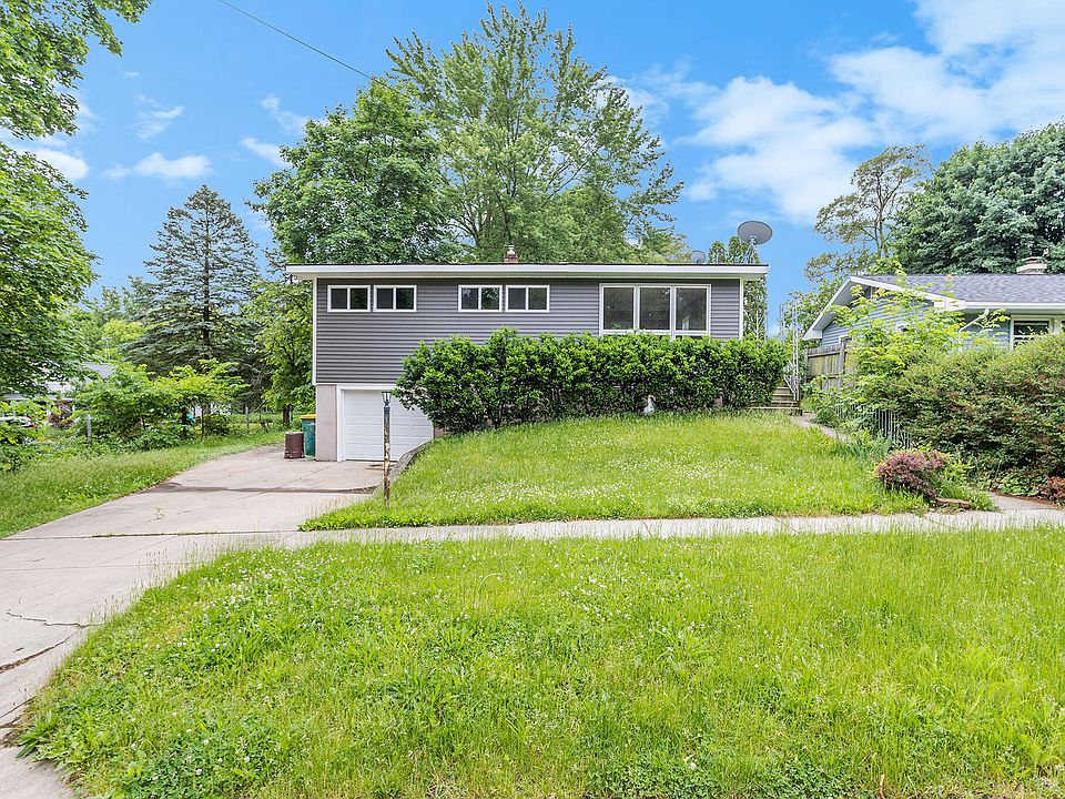 1st image of 217 W Pitman Ave