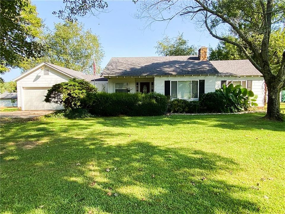 1027 Lake Fort Smith Rd, Mountainburg, AR 72946 Zillow
