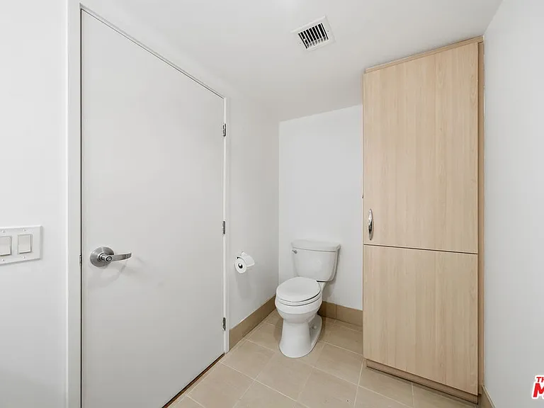 13650 Marina Pointe Dr #1603 — Photo 38