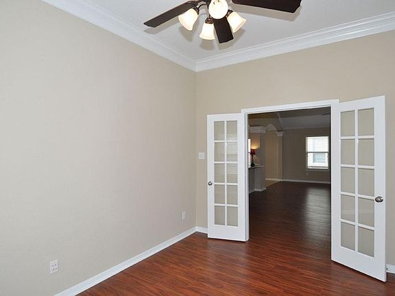 4th image of 19523 Glenwood Canyon Ln